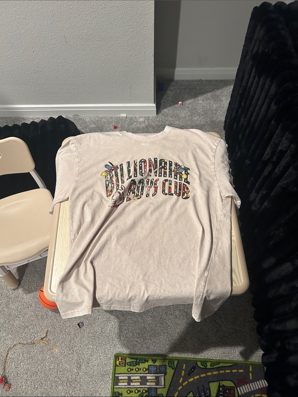 SHEIN Cream Long Sleeve Tee with Multicolor Graphic